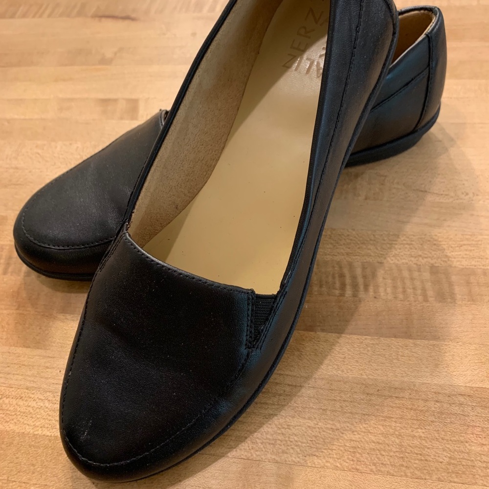 NWB black leather Naturalizer Panache loafer